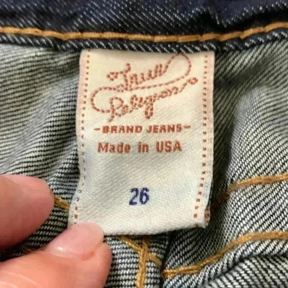 True Religion Low Rise, Bootcut, Dark  Wash Jeans Size 26 - Picture 6 of 9